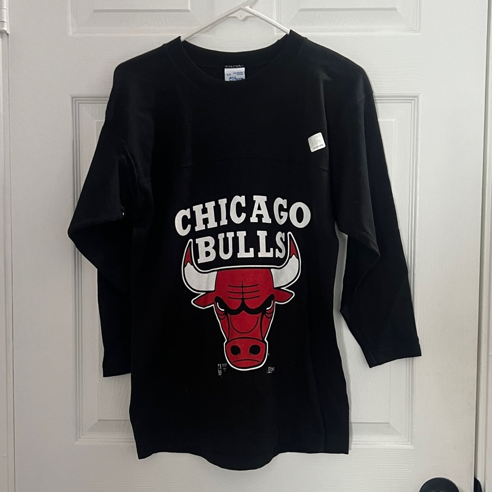 Chicago Bulls Black Long Sleeve Shirt